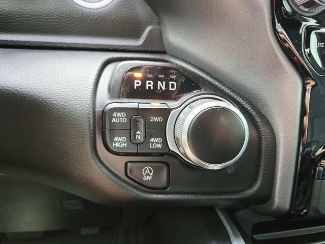 Ram 1500 Vehicle Full-screen Gallery Image 29