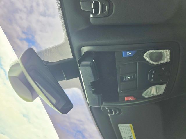Ram 1500 Vehicle Full-screen Gallery Image 31