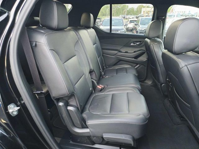 Chevrolet Traverse Vehicle Full-screen Gallery Image 13