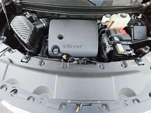 Chevrolet Traverse Vehicle Full-screen Gallery Image 16