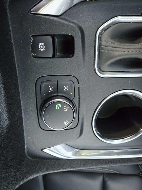 Chevrolet Traverse Vehicle Full-screen Gallery Image 28