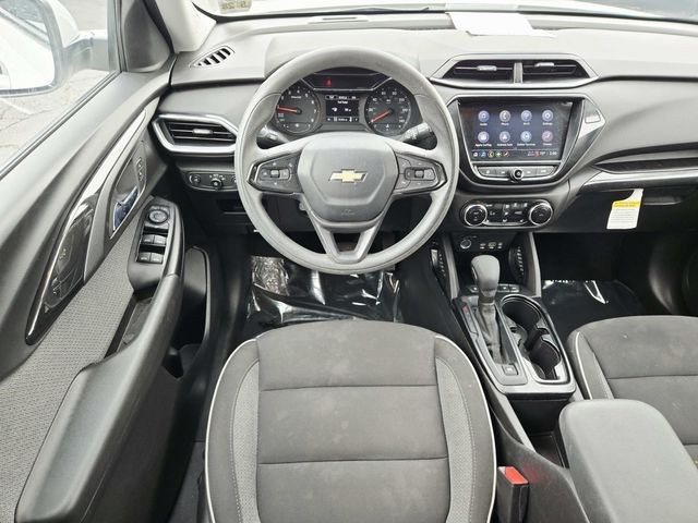Chevrolet Trailblazer Vehicle Full-screen Gallery Image 07