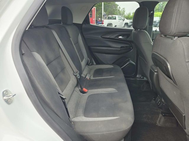 Chevrolet Trailblazer Vehicle Full-screen Gallery Image 11