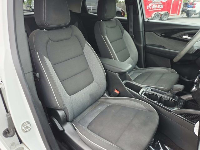 Chevrolet Trailblazer Vehicle Full-screen Gallery Image 12
