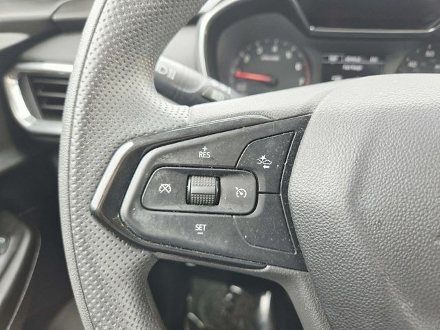 Chevrolet Trailblazer Vehicle Full-screen Gallery Image 16