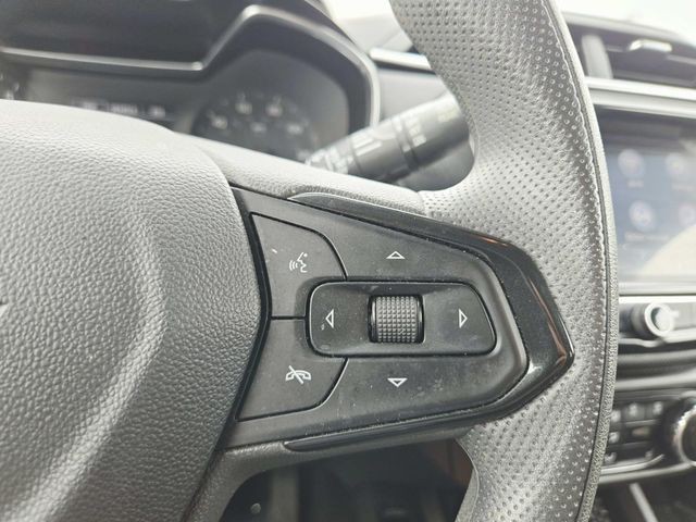 Chevrolet Trailblazer Vehicle Full-screen Gallery Image 17
