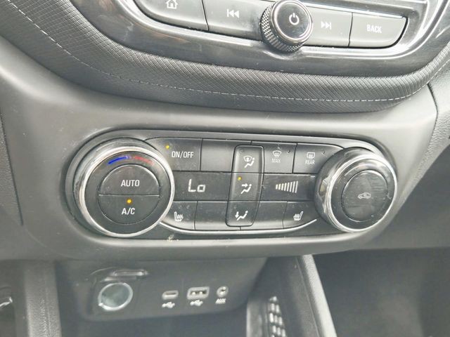 Chevrolet Trailblazer Vehicle Full-screen Gallery Image 23
