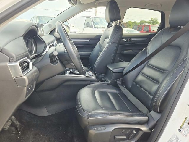 Mazda CX-5 Vehicle Full-screen Gallery Image 09