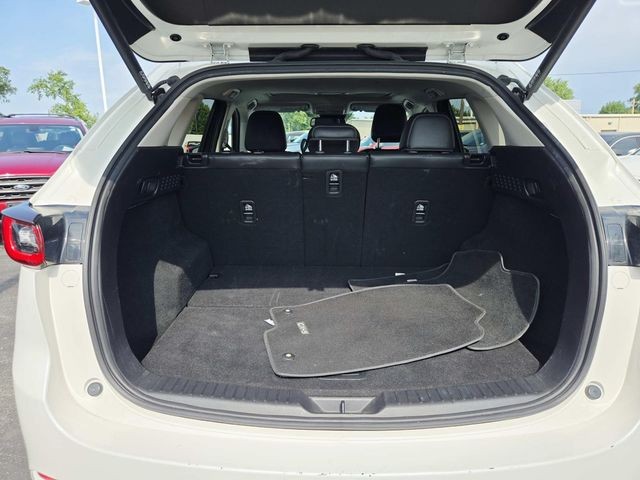 Mazda CX-5 Vehicle Full-screen Gallery Image 11