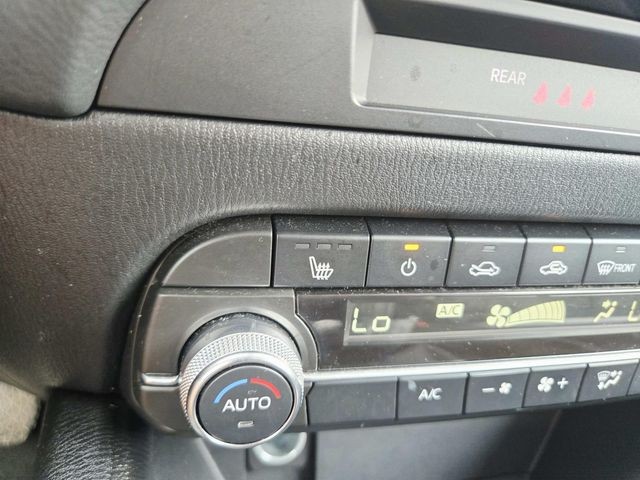 Mazda CX-5 Vehicle Full-screen Gallery Image 24