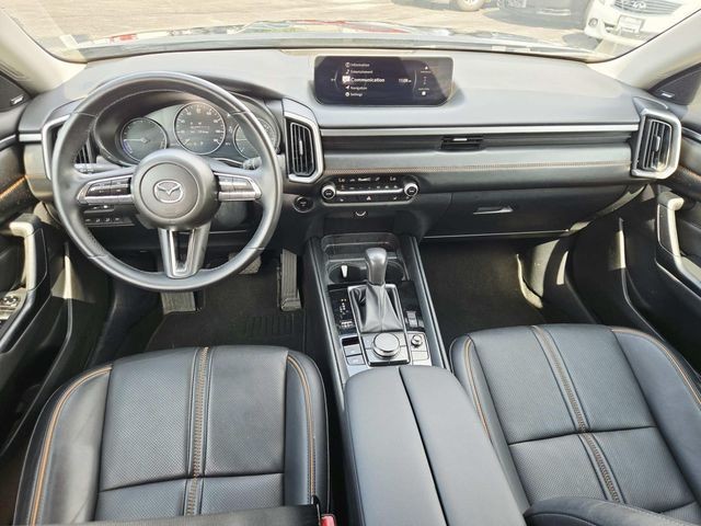 Mazda CX-50 Hybrid Vehicle Full-screen Gallery Image 07