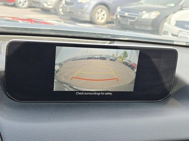 Mazda CX-50 Hybrid Vehicle Full-screen Gallery Image 22