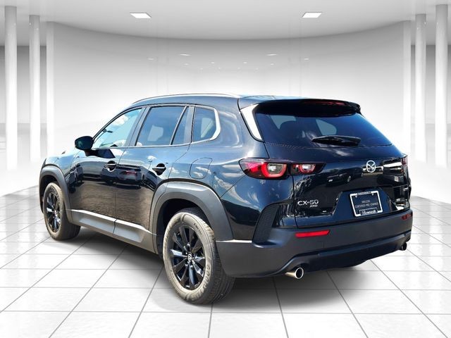 Mazda CX-50 Vehicle Full-screen Gallery Image 03