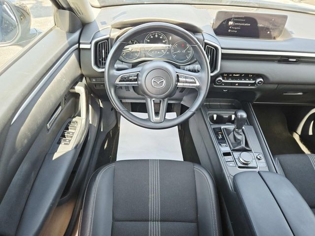 Mazda CX-50 Vehicle Full-screen Gallery Image 07