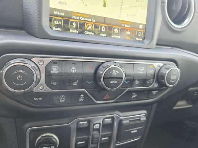 Jeep Wrangler Unlimited Vehicle Full-screen Gallery Image 16