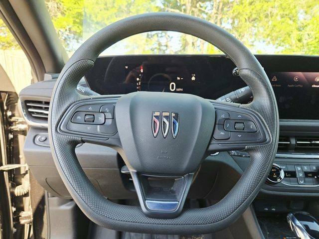 Buick Envista Vehicle Full-screen Gallery Image 11