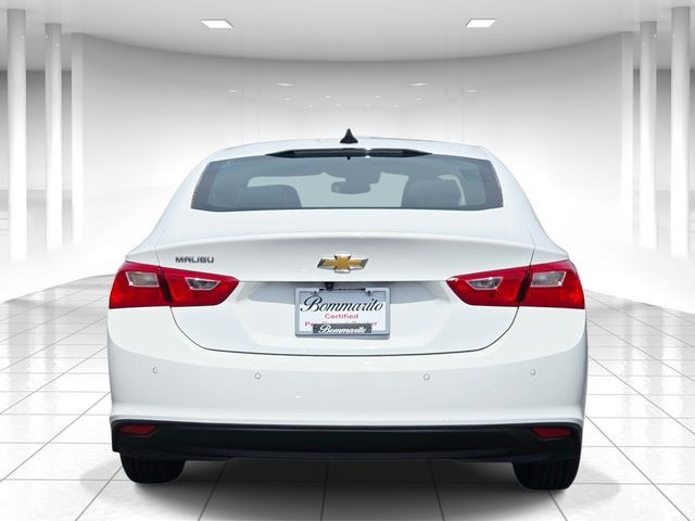 Chevrolet Malibu Vehicle Full-screen Gallery Image 04