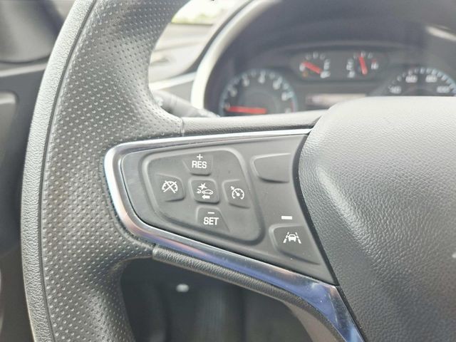Chevrolet Malibu Vehicle Full-screen Gallery Image 16