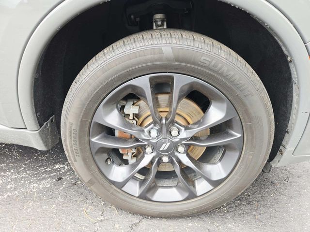 Dodge Durango Vehicle Full-screen Gallery Image 17