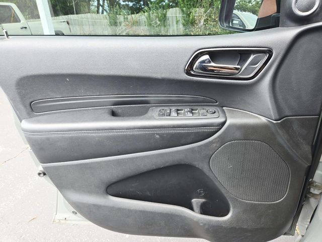 Dodge Durango Vehicle Full-screen Gallery Image 31