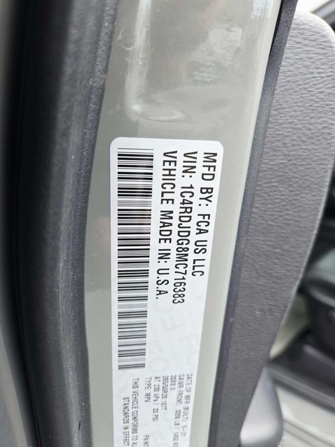 Dodge Durango Vehicle Full-screen Gallery Image 34