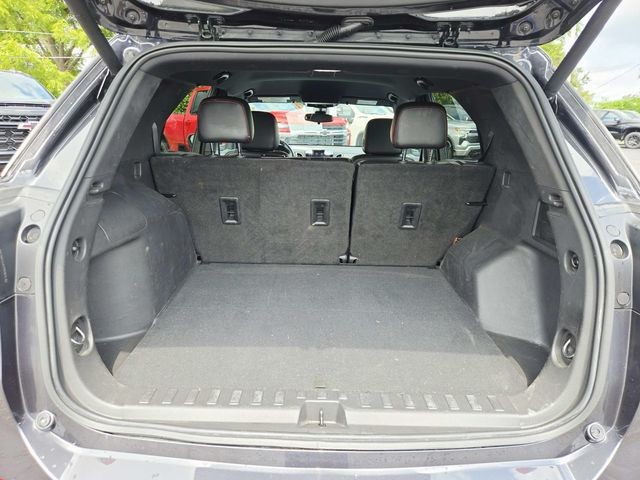 Chevrolet Equinox Vehicle Full-screen Gallery Image 10