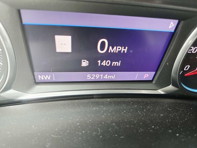 Chevrolet Equinox Vehicle Full-screen Gallery Image 18