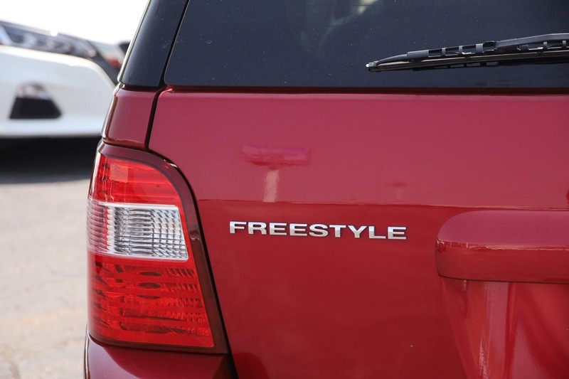 Ford Freestyle Vehicle Image 08