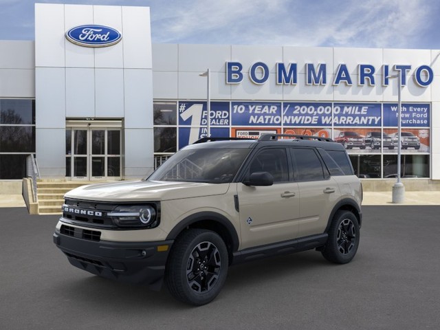2024 Ford Bronco Sport Outer Banks at Bommarito Ford in Hazelwood MO