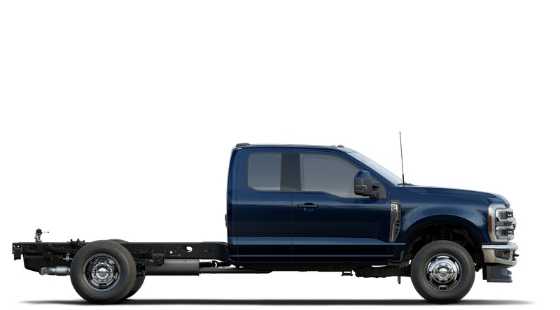 Ford Super Duty F-350 DRW Vehicle Image 05