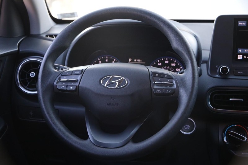 Hyundai Kona Vehicle Image 22