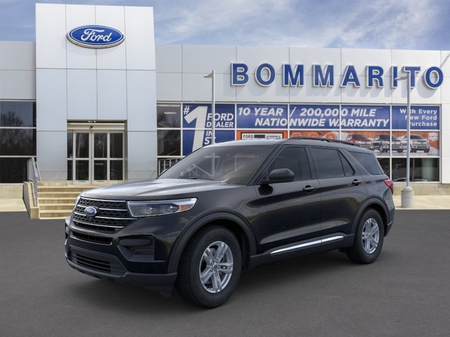 2024 Ford Explorer XLT at Bommarito Ford in Hazelwood MO