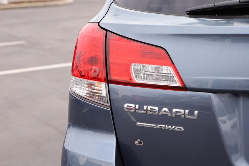 Subaru Outback Vehicle Image 08