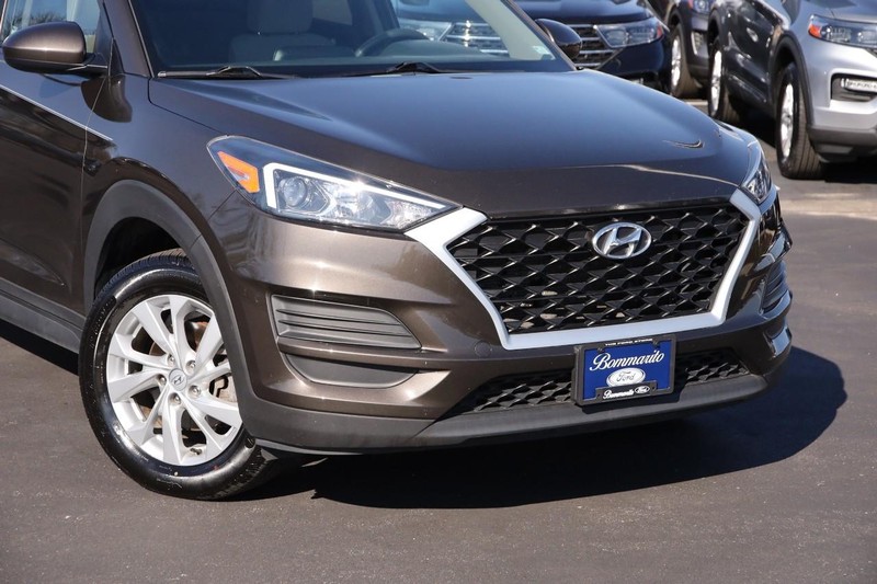 Hyundai Tucson Vehicle Image 03