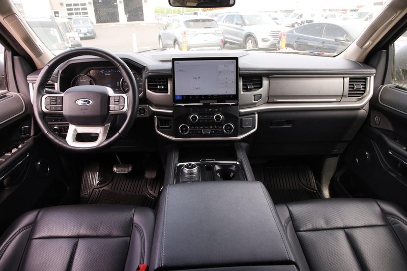 Ford Expedition Max Vehicle Image 26