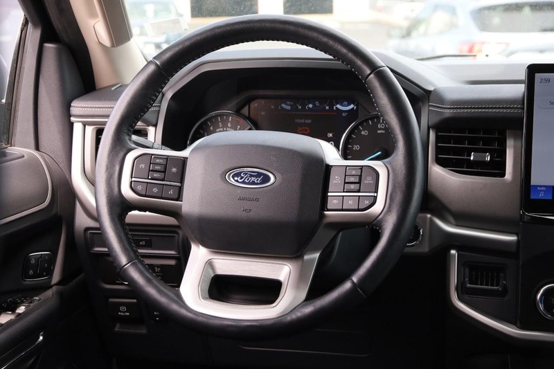 Ford Expedition Max Vehicle Image 28