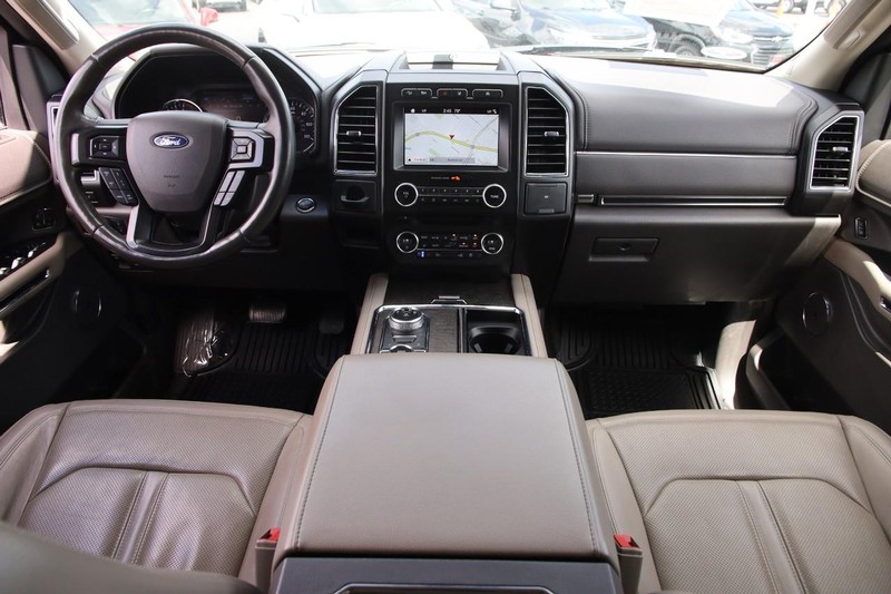 Ford Expedition Vehicle Image 27