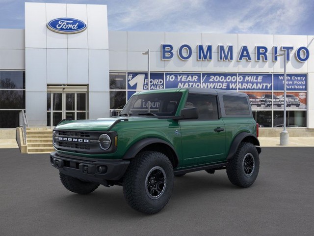 2024 Ford Bronco Black Diamond at Bommarito Ford in Hazelwood MO