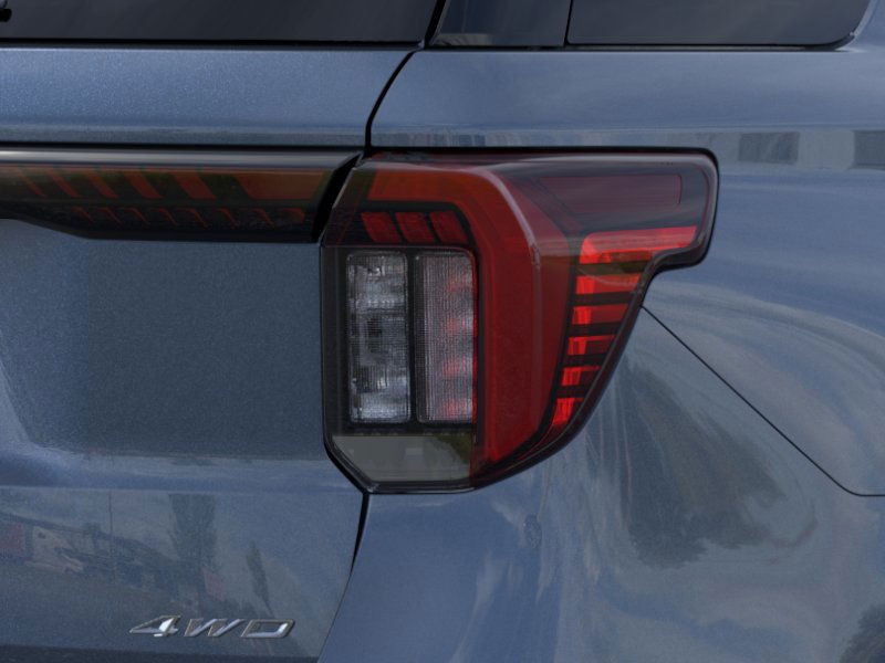 Ford Explorer Vehicle Image 21