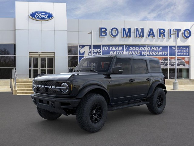 2024 Ford Bronco Wildtrak at Bommarito Ford in Hazelwood MO