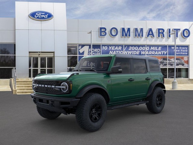 2024 Ford Bronco Wildtrak at Bommarito Ford in Hazelwood MO