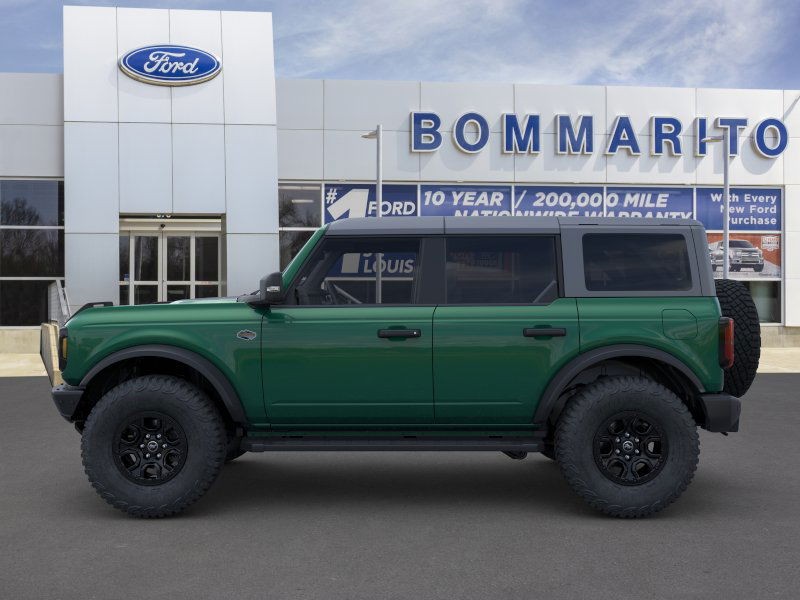 Ford Bronco Vehicle Image 03