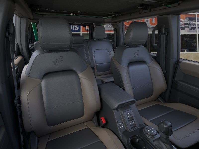 Ford Bronco Vehicle Image 10