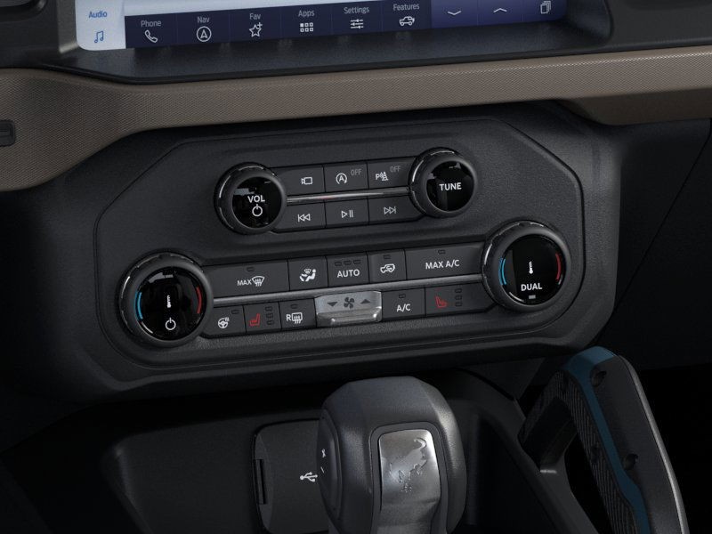 Ford Bronco Vehicle Image 16