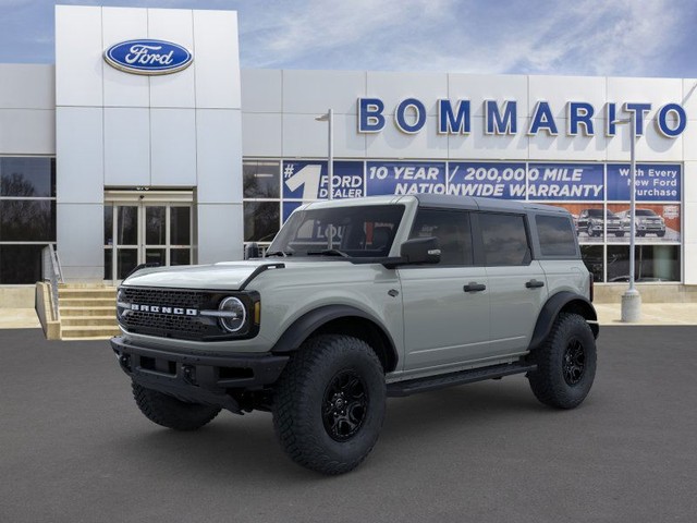 2024 Ford Bronco Wildtrak at Bommarito Ford in Hazelwood MO