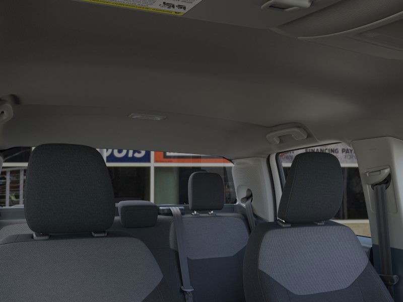 Ford Maverick Vehicle Image 12