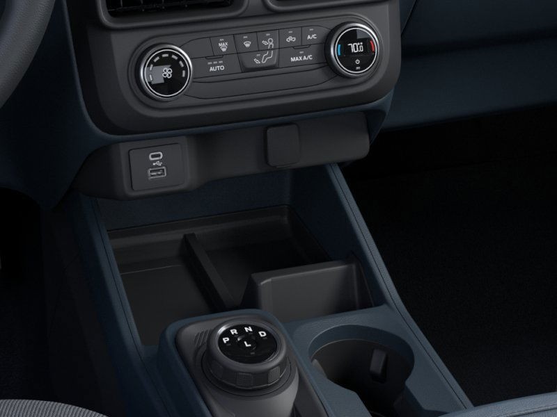 Ford Maverick Vehicle Image 16
