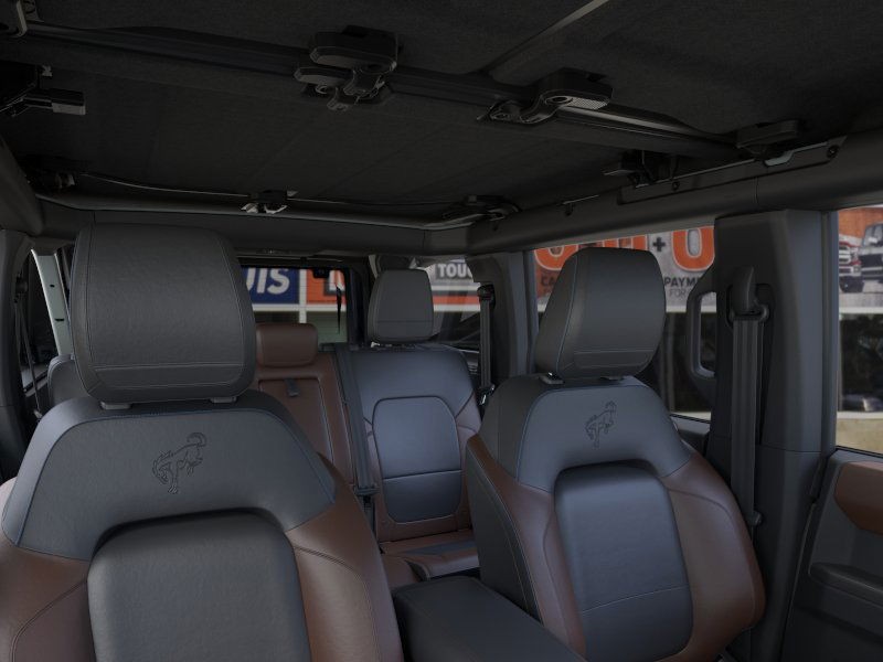 Ford Bronco Vehicle Image 12