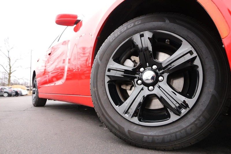 Dodge Charger Vehicle Image 04