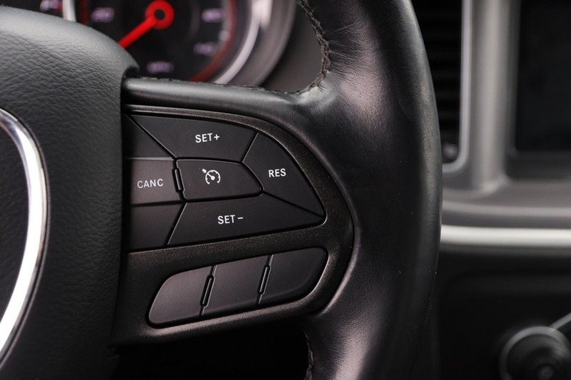 Dodge Charger Vehicle Image 14